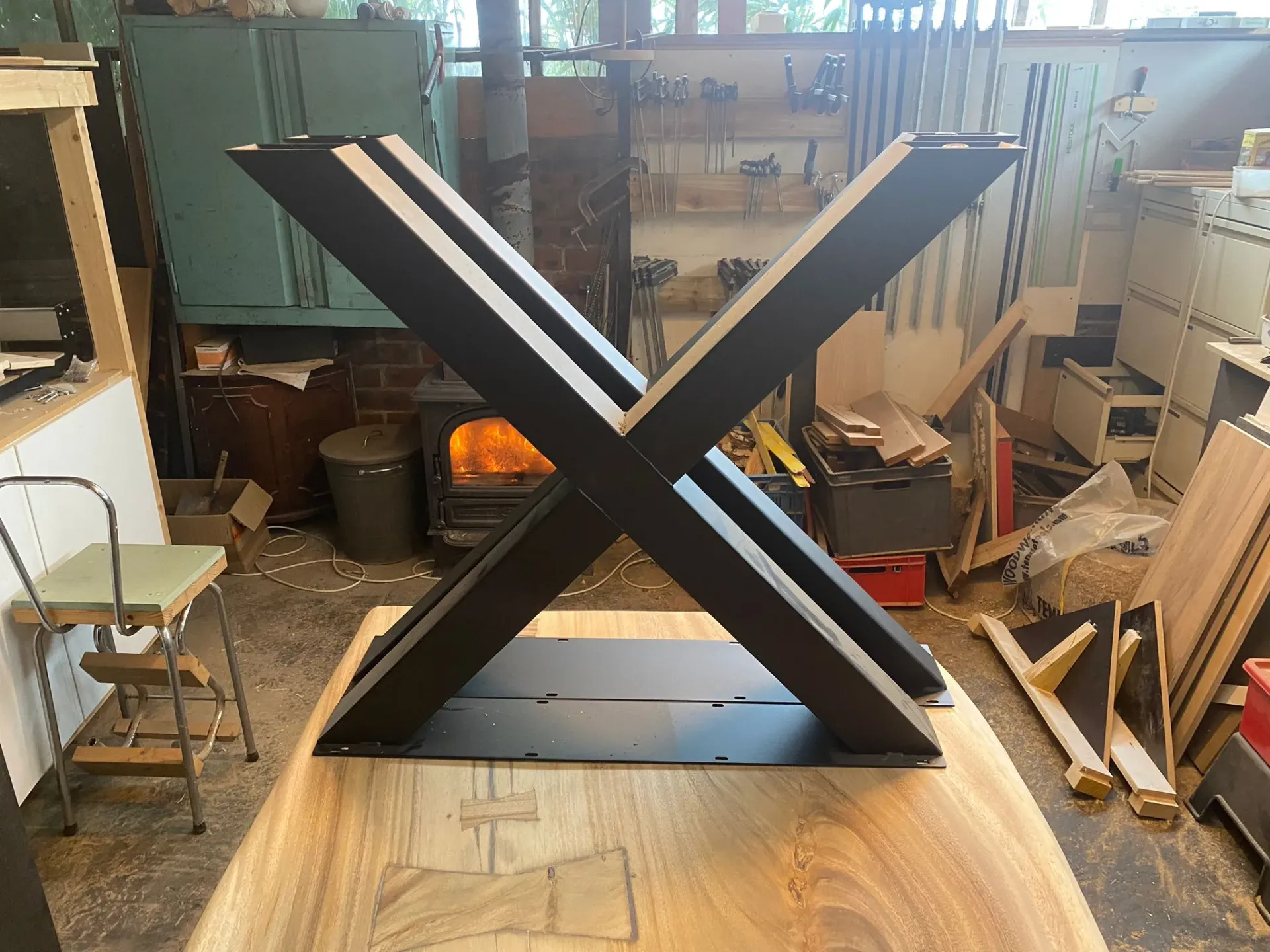 Tischgestell - Metal Line Standard X — Schwarz pulverbeschichtet